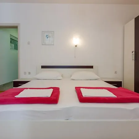 Apartment Zorica *