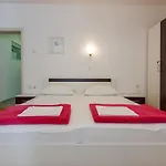Apartment Zorica *